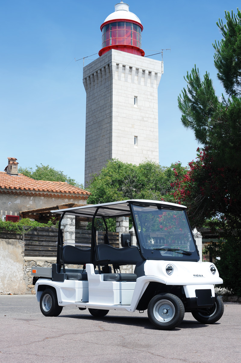 antibes-golfette-city-tour-phare-garoupe